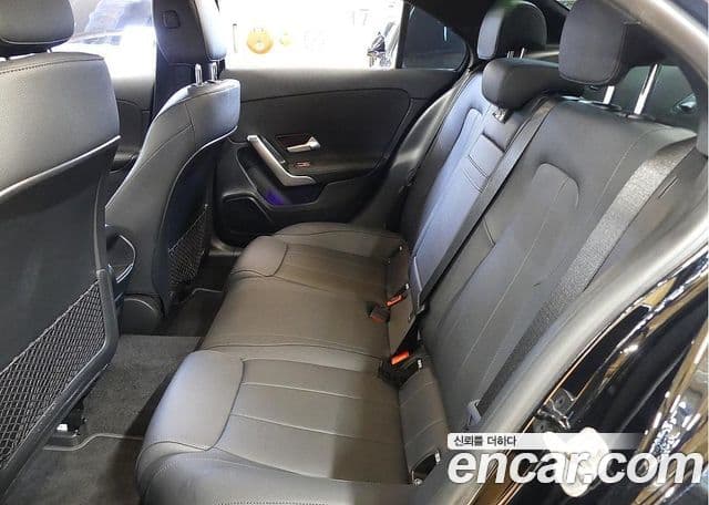 Mercedes-Benz A-Class 2024 — Şəkil 17/20