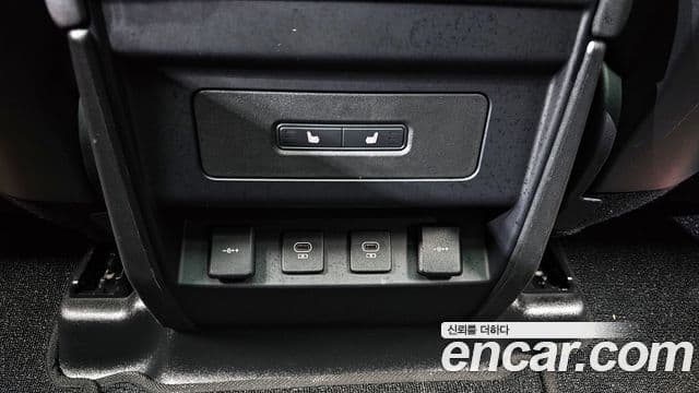 Land Rover Defender 2021 — Şəkil 8/20