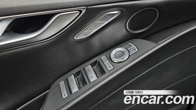 Genesis G80 2021 — Şəkil 19/20