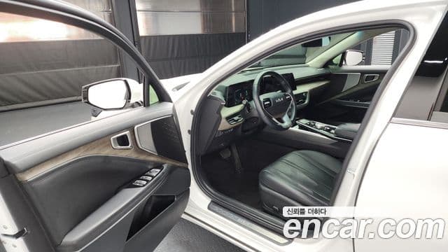 Kia K8 2022 — Şəkil 10/20
