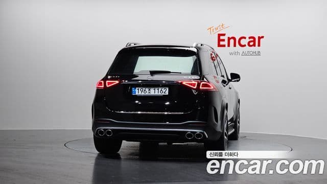 Mercedes-Benz GLE-Class 2022 — Photo 18/20