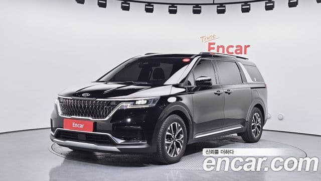 Kia Carnival 2021 — Фото 1/20
