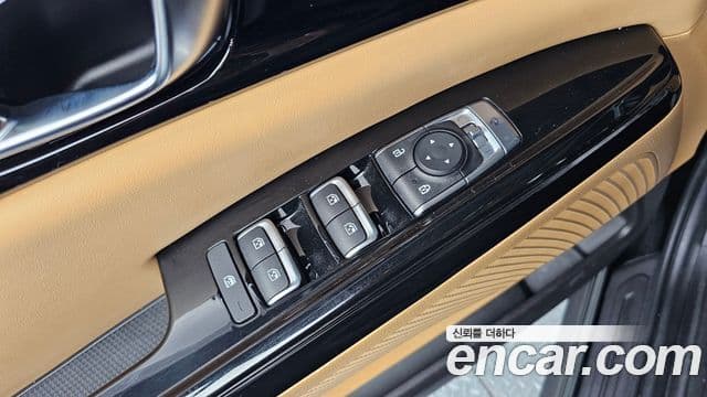 Kia Carnival 2021 — Фото 13/20