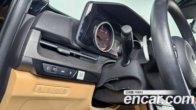 Kia Carnival 2021 — Фото 14/20
