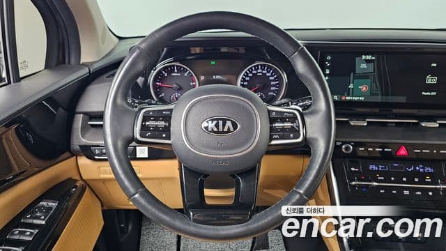 Kia Carnival 2021 — Фото 15/20