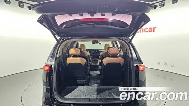 Kia Carnival 2021 — Фото 20/20