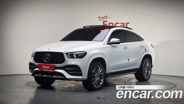 Mercedes-Benz GLE-Class 2023 — ფოტო 11/20