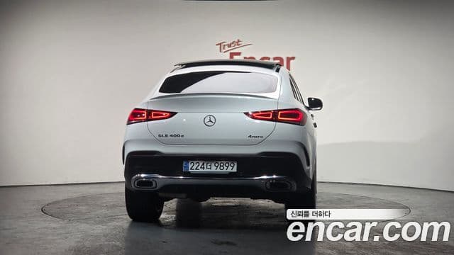 Mercedes-Benz GLE-Class 2023 — ფოტო 4/20