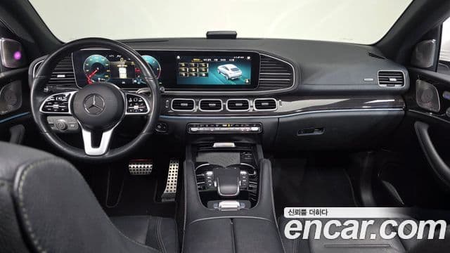 Mercedes-Benz GLE-Class 2023 — ფოტო 7/20