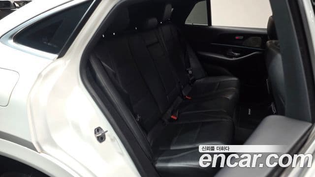 Mercedes-Benz GLE-Class 2023 — ფოტო 12/20