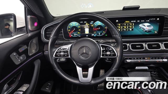 Mercedes-Benz GLE-Class 2023 — ფოტო 14/20