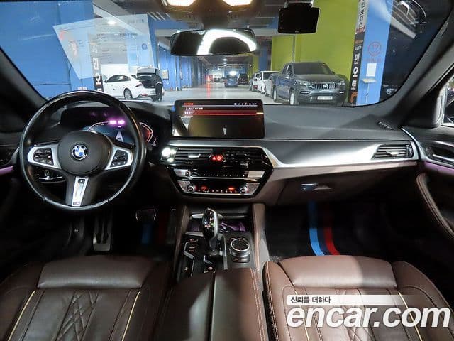 BMW 5 Series 2022 — Şəkil 2/20