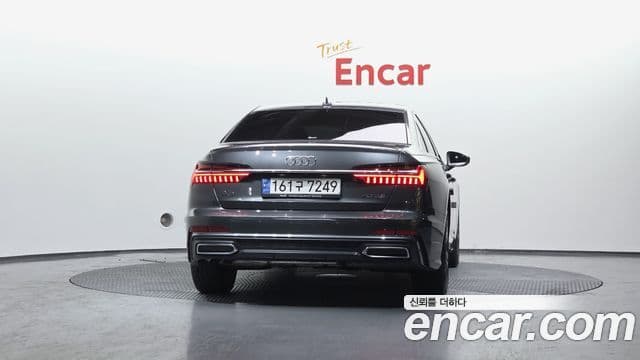 Audi A6 2022 — ფოტო 4/20