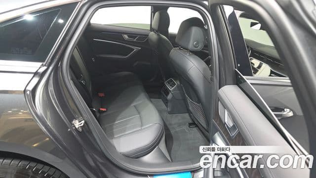 Audi A6 2022 — ფოტო 12/20