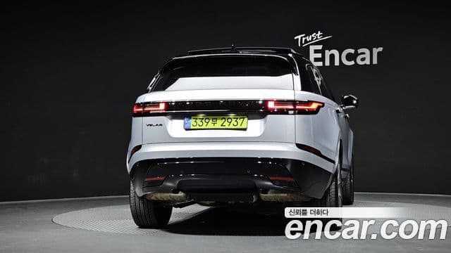 Land Rover Range Rover Velar 2024 — ფოტო 4/20