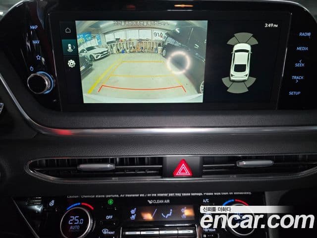 Hyundai Sonata Hybrid 2020 — Photo 7/19