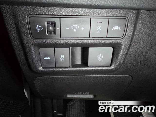Hyundai Sonata Hybrid 2020 — Photo 9/19