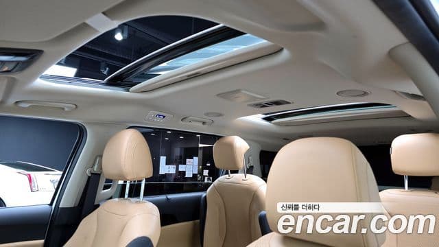 Kia Carnival 2023 — Şəkil 18/20