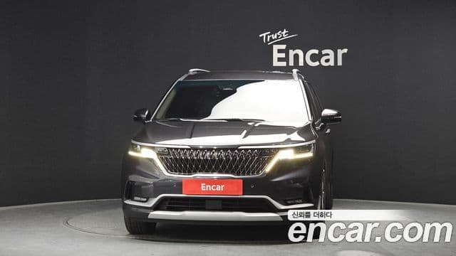 Kia Carnival 2022 — ფოტო 3/20