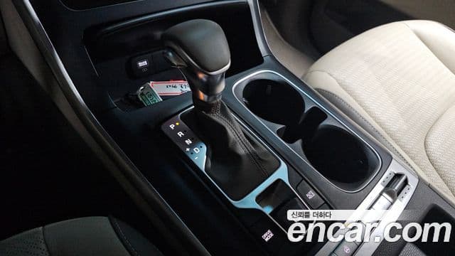 Kia Carnival 2022 — ფოტო 9/20