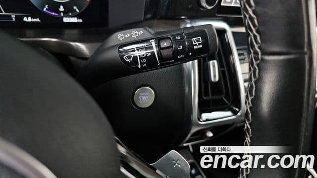 Kia Sorento 2022 — ფოტო 14/20