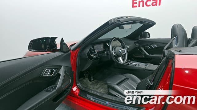 BMW Z4 2019 — Фото 10/20