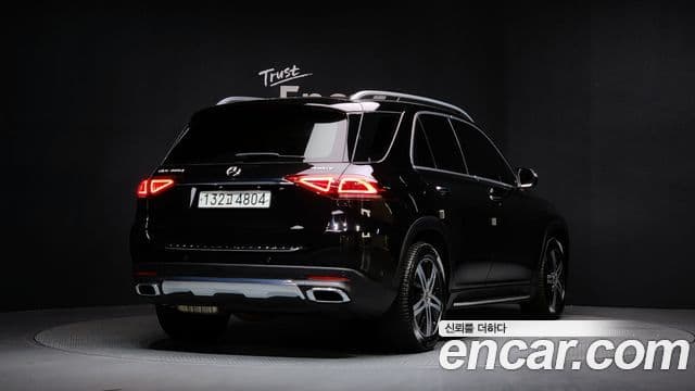 Mercedes-Benz GLE-Class 2019 — Şəkil 2/20