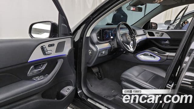 Mercedes-Benz GLE-Class 2019 — Şəkil 10/20