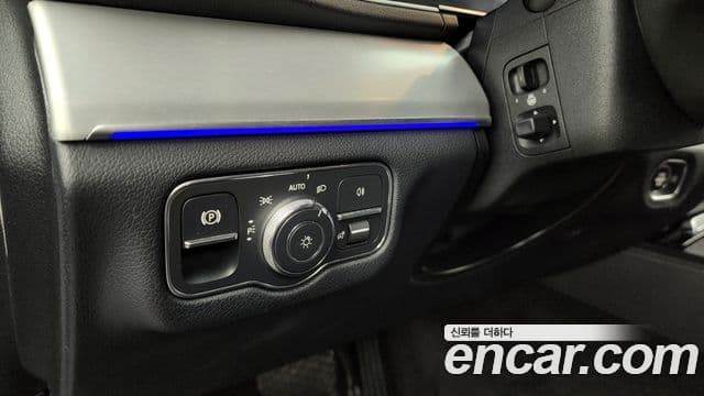 Mercedes-Benz GLE-Class 2019 — Şəkil 16/20
