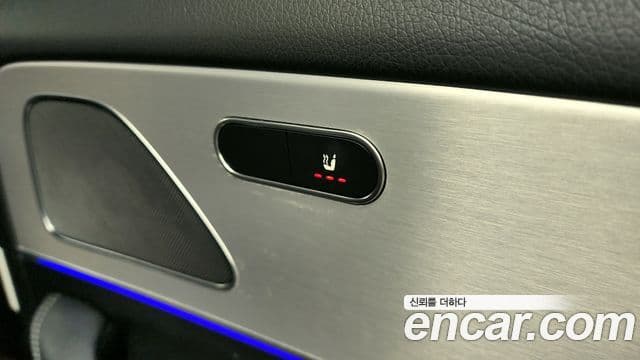 Mercedes-Benz GLE-Class 2019 — Şəkil 19/20