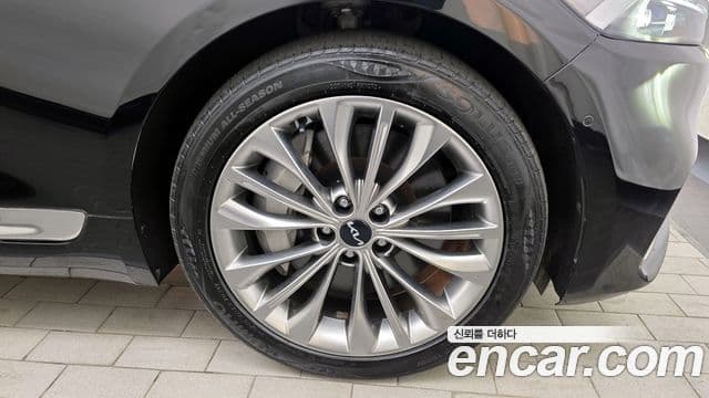 Kia The K9 2023 — фото 5 из 20