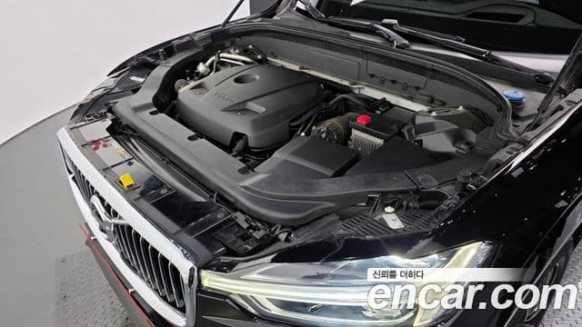 Volvo XC60 2019 — Şəkil 6/20