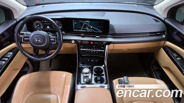 Kia Carnival 2020 — ფოტო 7/20
