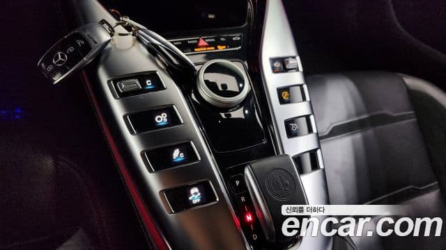Mercedes-Benz AMG GT 2020 — ფოტო 9/20