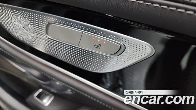 Mercedes-Benz AMG GT 2020 — ფოტო 18/20