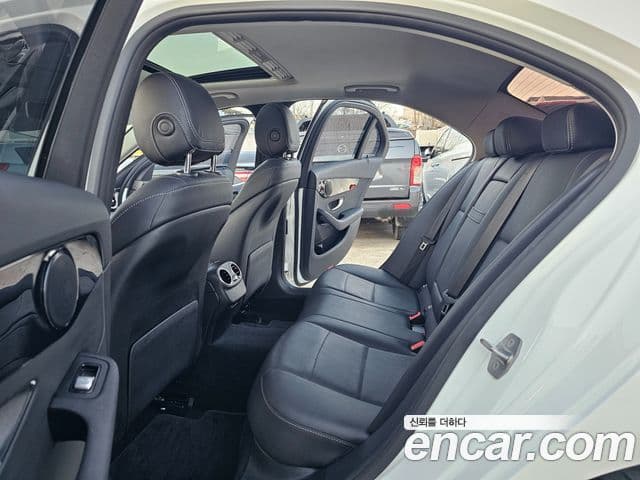 Mercedes-Benz C-Class 2020 — Photo 20/20
