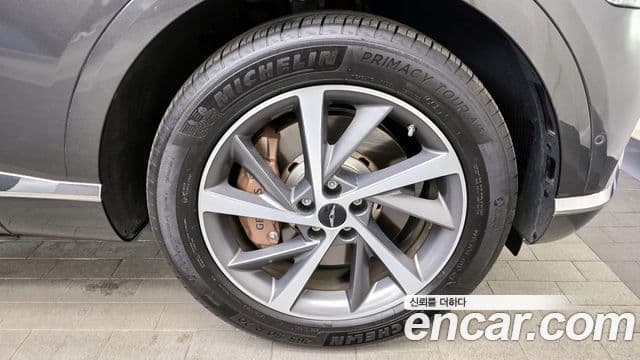 Genesis GV80 2023 — Photo 11/20