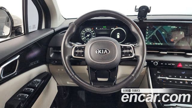 Kia Carnival 2021 — Фото 13/20