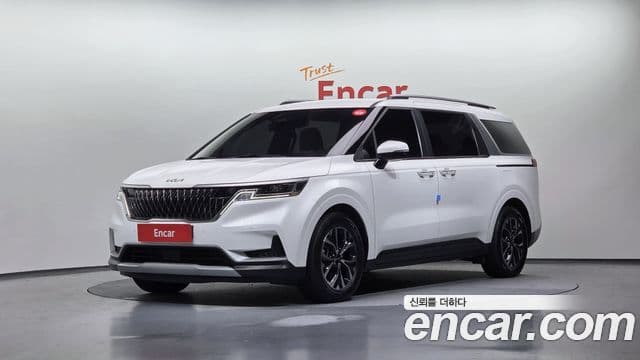 Kia Carnival 2022 — ფოტო 1/20