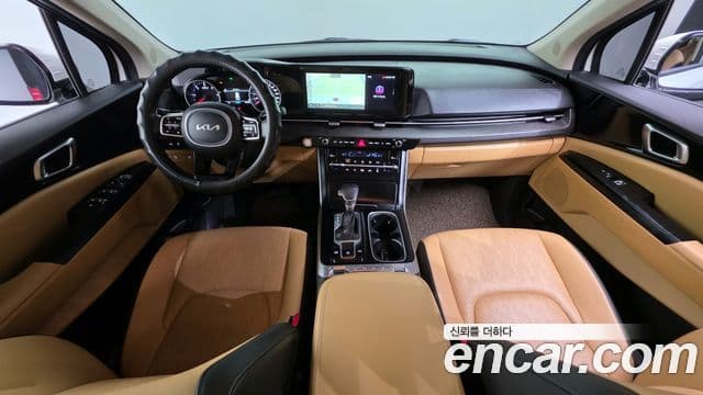 Kia Carnival 2022 — ფოტო 7/20