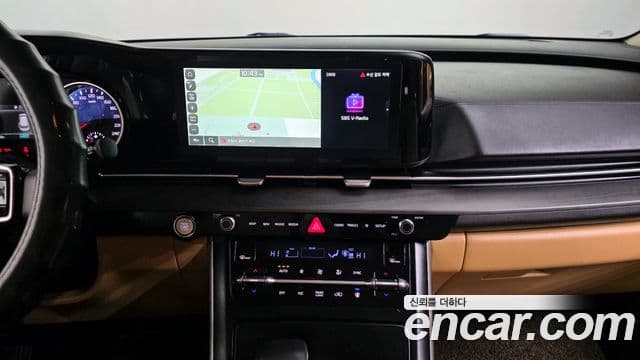 Kia Carnival 2022 — ფოტო 14/20