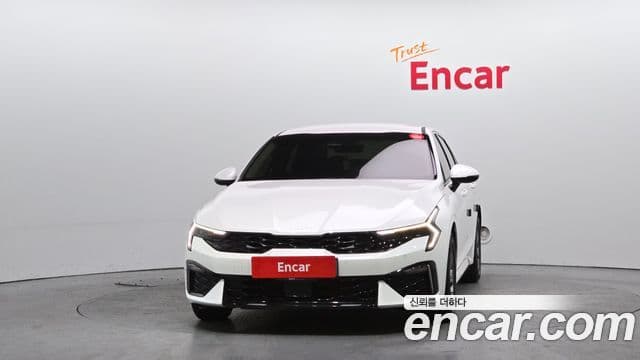 Kia K5 2023 — Şəkil 3/20