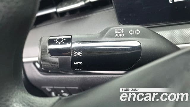 Kia K5 2023 — Şəkil 17/20