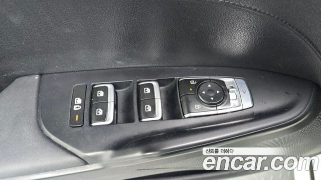 Kia K5 2023 — Şəkil 18/20