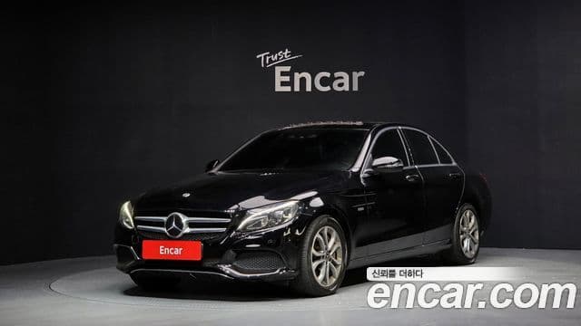 Mercedes-Benz C-Class 2018 — Şəkil 20/20