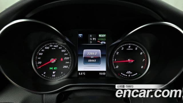 Mercedes-Benz C-Class 2018 — Şəkil 5/20