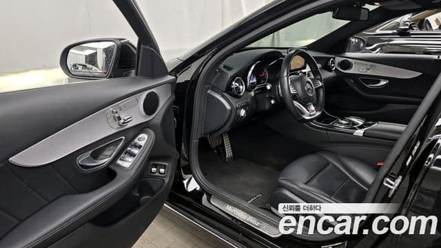 Mercedes-Benz C-Class 2018 — Şəkil 14/20