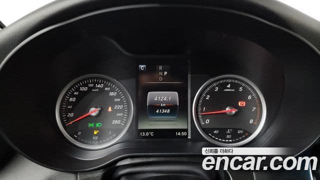 Mercedes-Benz GLC-Class 2019 — ფოტო 8/20