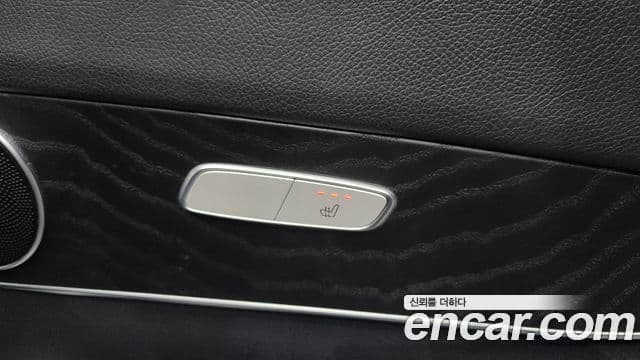 Mercedes-Benz GLC-Class 2019 — ფოტო 19/20