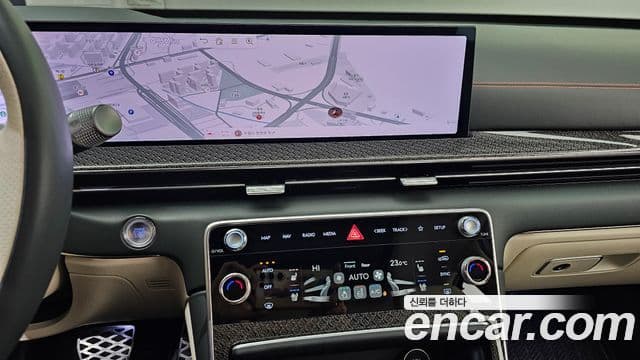 Genesis GV80 Coupe 2024 — Фото 14/20